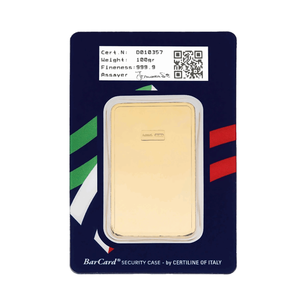 Il Lingotto Oro 100gr è un lingotto d'oro rettangolare sigillato in una custodia di sicurezza BarCard blu con i dettagli della certificazione, il codice a barre, le strisce colorate sulla confezione e le iscrizioni sul lingotto.