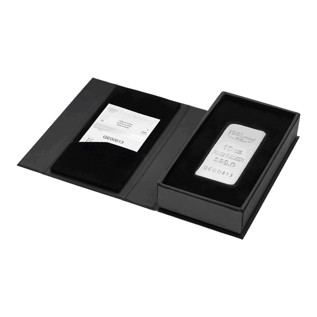 Il Lingotto Argento da 10 once viene fornito con un certificato di autenticità, elegantemente presentato in una scatola nera con l'interno foderato di velluto.