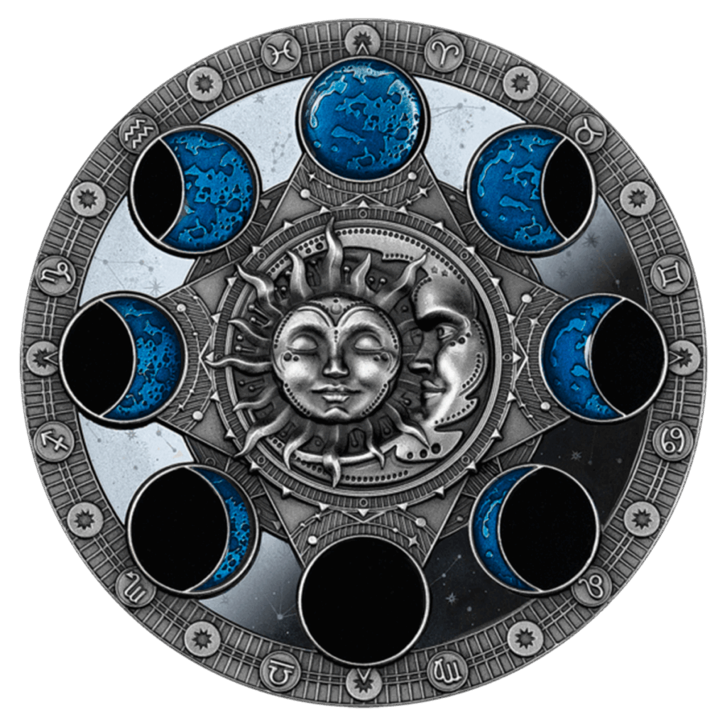 Il Calendario Lunare 2 Dollari presenta un'illustrazione circolare con i volti del sole e della luna al centro, circondati da fasi lunari blu e nere, simboli zodiacali e motivi ornamentali su uno sfondo argentato.