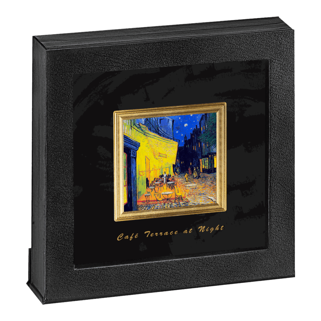 Una scatola con cornice nera mostra una piccola stampa del "Caffè Terrazza di Notte 2 Dollari" di Vincent van Gogh, con testo in oro su sfondo nero.